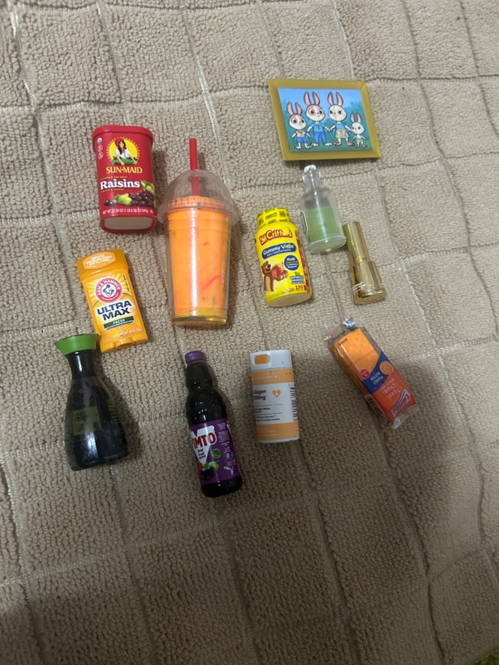 American Girl Miniature Snack & Drink Lot with Orange Cup and Red Raisin Box
